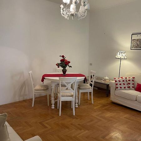 Elegant Apt-Typical Roman Palazzina Pz Alessandria Екстер'єр фото