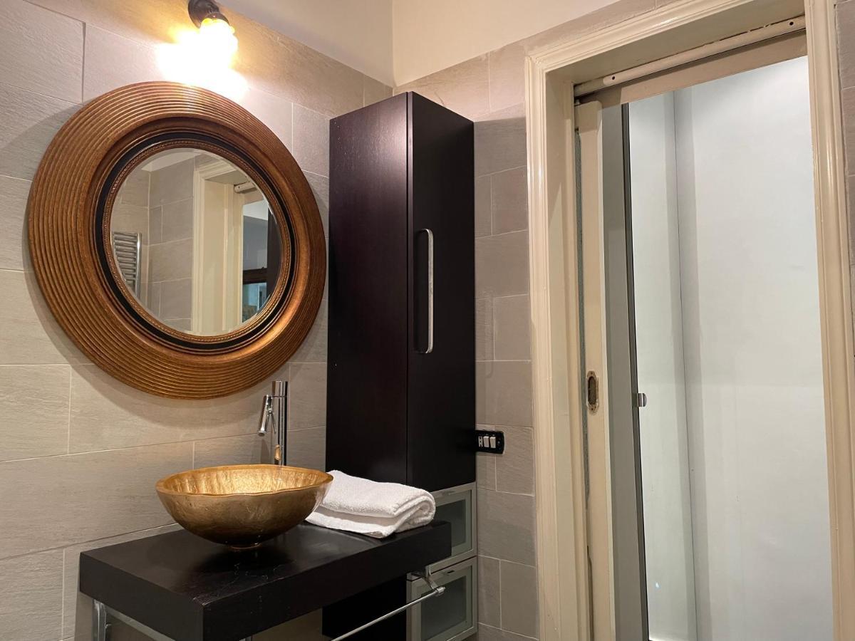 Elegant Apt-Typical Roman Palazzina Pz Alessandria Екстер'єр фото